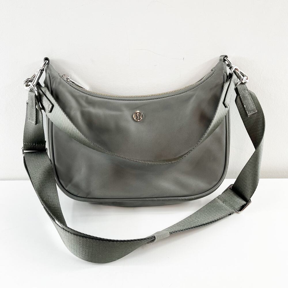 Lululemon Mini Adjustable Shoulder Bag Purse 3l S… - image 1